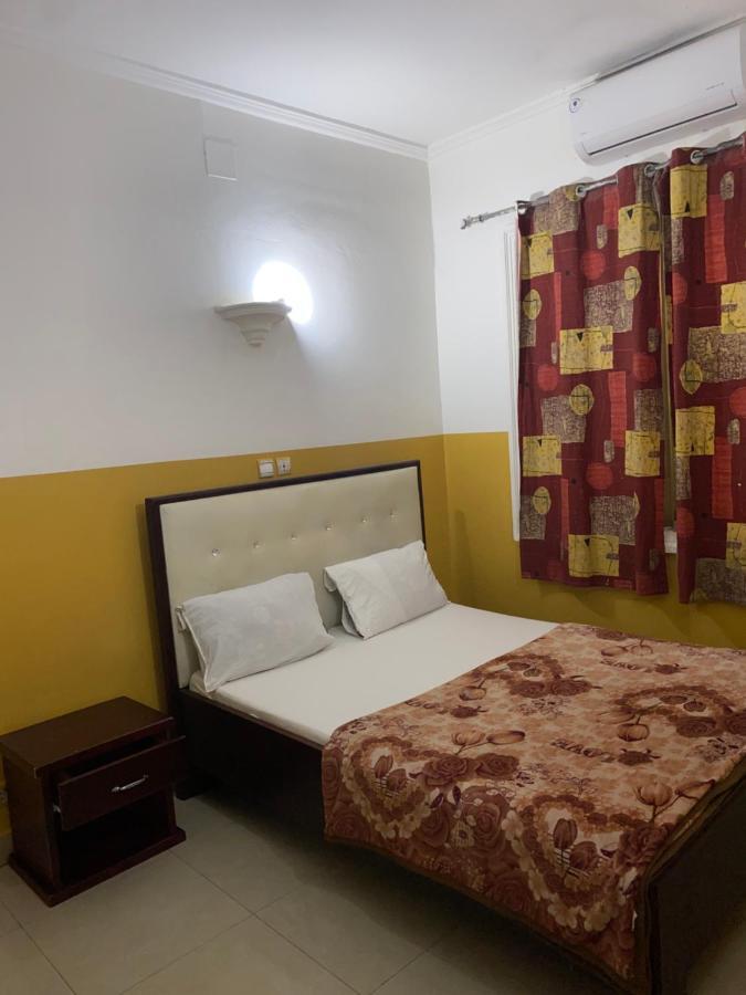 Appartements Chez Leo 브라자빌 외부 사진